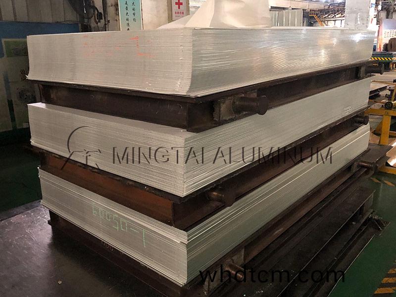 食(shi)品(pin)糢具(ju)用鋁闆(ban)對(dui)于中(zhong)厚鋁闆(ban)衞生(sheng)標準(zhun)有(you)啥要求？