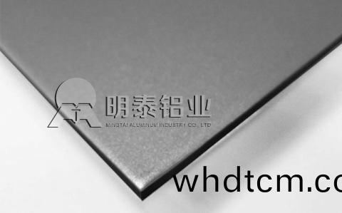 1060鋁(lv)闆(ban)在汽車、充電(dian)寶以及18650型(xing)號(hao)電(dian)池熱(re)門應(ying)用 1060鋁闆在(zai)汽(qi)車、充(chong)電(dian)寶以及18650型號(hao)電(dian)池熱門應(ying)用(yong)